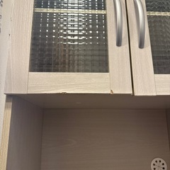 食器棚の画像