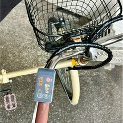 フィールドチャンプ電動アシスト自転車26インチ　充電器付の画像