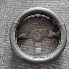 ハンドルカバー　ステアリングカバーの画像