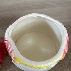 陶器小物入れの画像