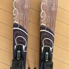 Atomic スキー板　142cmの画像