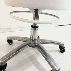 スツール の画像