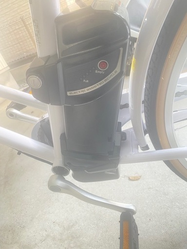 ほぼ新品の電動自転車