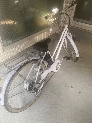 ほぼ新品の電動自転車