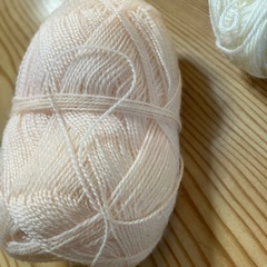 極細　毛糸三色の画像