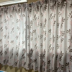 ［決まりました］テレビ、蛍光灯、カーテンなどの画像