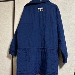 diadoraベンチコート ナイロンジャケットの画像