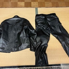 本革（牛革）バイクスーツ　上下の画像