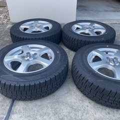 スタッドレスタイヤ４本の画像