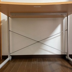 机　デスク　パソコンデスクの画像