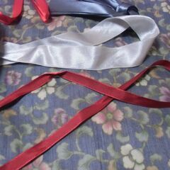 ●無料● ラッピング リボン 7本 まとめて 差し上げます。の画像