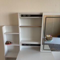 ドレッサー　ライト　椅子付きの画像