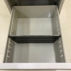 ウチダ　スチールワゴン　チェストの画像