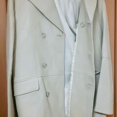 めちゃ オシャレ！ COMME CA COLLECTION　 白いレザーコート　メンズ　Lサイズ　の画像