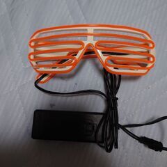 光るメガネ　パーティグラス　単三電池2本の画像