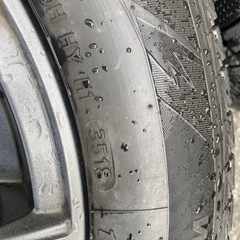 スタッドレスタイヤプリウス用の画像