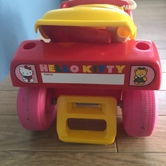 キティちゃんの手押し車の画像