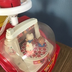 キティちゃんの手押し車の画像