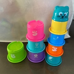 【現状品】ベビー 子供 おもちゃ 積み木 コップ 型 重ねるおもちゃの画像