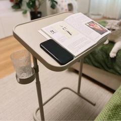 折りたたみサイドテーブル の画像