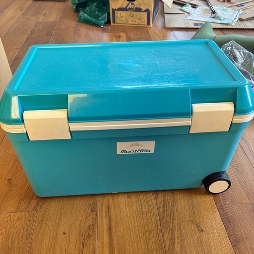 取りにきていただける方限定）クーラーボックス (910) 浦添前田の