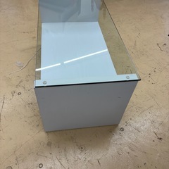 ガラステーブル　　テーブルの画像