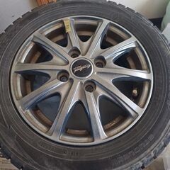 スノータイヤ/スタッドレスタイヤの画像