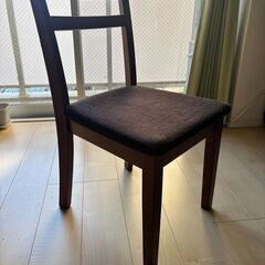 【引取限定】ダイニングチェアの画像