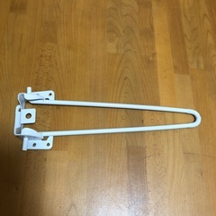 折りたたみ式テーブルの脚の画像