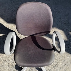 キャスター付き事務机②の画像