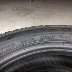 バリ溝 DUNLOP ダンロップ185/65R15 101/99 L LT ・WINTER MAXX LT03 スタッドレス4本 2024年製(使用1ヶ月)の画像