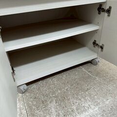 ★リユースのサカイ高崎店★TJ13457 (株)カインズホーム 食器棚 クリーム H123×D35×W56.5 クリーニング済みの画像