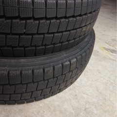 バリ溝 DUNLOP ダンロップ 185/85R16 111/109N LT WINTER MAXX LV01 スタッドレス2本セット2024年製(使用1ヶ月)の画像