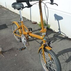 16インチ 折りたたみ自転車 スタンド付き 変速無し 自転車 通勤 通学 苫小牧西店の画像