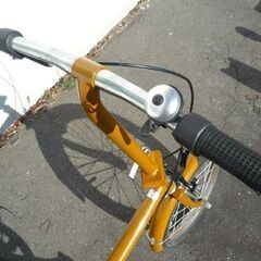 16インチ 折りたたみ自転車 スタンド付き 変速無し 自転車 通勤 通学 苫小牧西店の画像