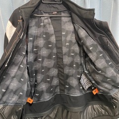 ヒョウドウ ジャケットの画像