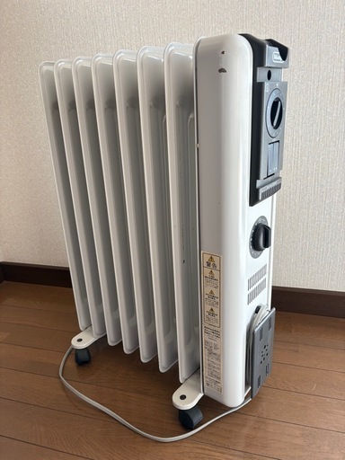 デロンギオイルヒーター (じもっと) 滝尾の季節、空調家電《オイル