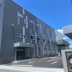 【自転車部品・釣具リール製品の組立作業】2025年8月にオープンしたピカピカの工場で働いてみませんか？モクモク集中して働けます◎の画像