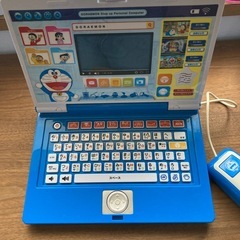 ドラえもんパソコンの画像