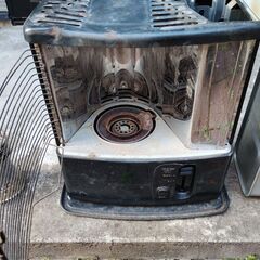 ジャンク品　扇風機　石油ストーブ　の画像