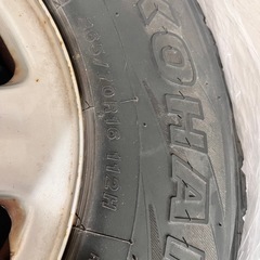 ハイラックスサーフタイヤの画像