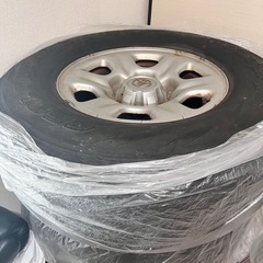 ハイラックスサーフタイヤの画像