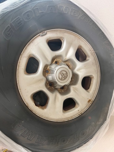 ハイラックスサーフタイヤ