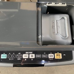 元気に営業中‼️ 2010年製　コロナ石油ファンヒーター　木造12畳　コンクリート17畳の画像