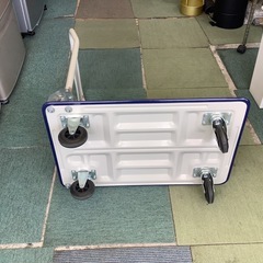 【リサイクルサービス八光】幅46.5㎝　折りたたみスチール台車　最大積載量 150kgの画像