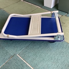 【リサイクルサービス八光】幅46.5㎝　折りたたみスチール台車　最大積載量 150kgの画像