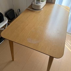 家具無料で差し上げます（ベッド、ソファー、食卓）の画像