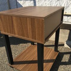 JM20476S)サイドテーブル ナイトテーブル 引き出し付き 幅：約45cm  高さ：約55cm 奥行：約39,5cm 中古品【取りに来られる方限定】の画像