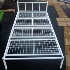 ☆ベッドフレーム パイプベッド シングルベッド 全幅975mm 全長2025mm 高さ610mm 床面高290mm 白 金属フレーム ホワイト 札幌市 豊平区 平岸店の画像