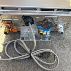 ガス給湯器の画像